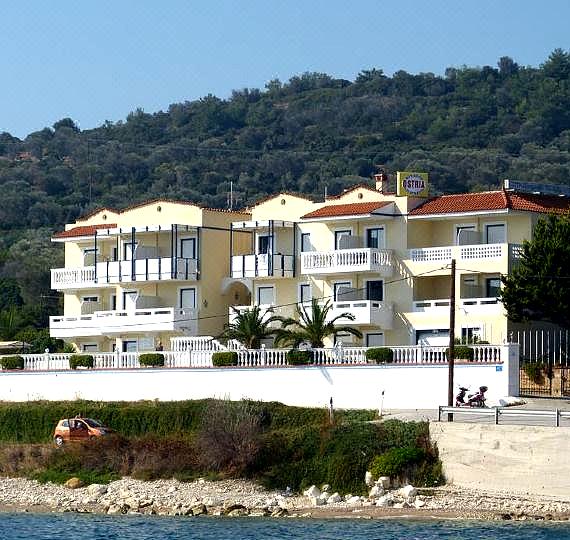 Ostria Seaside Studios and Apartments